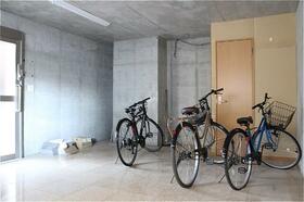 3/7 エントランス