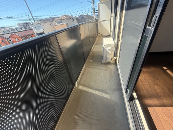 17/20 バルコニー