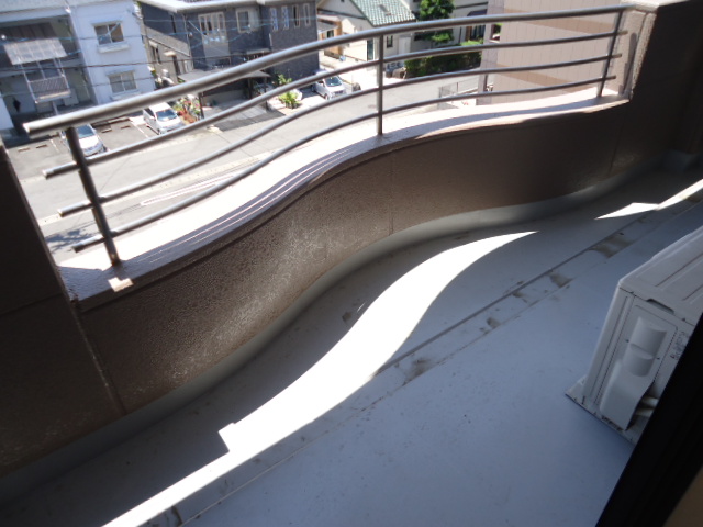 19/28 バルコニー