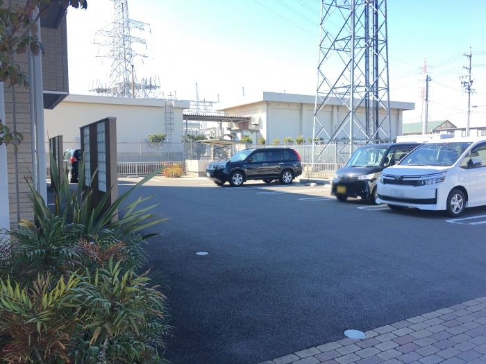 15/17 駐車場