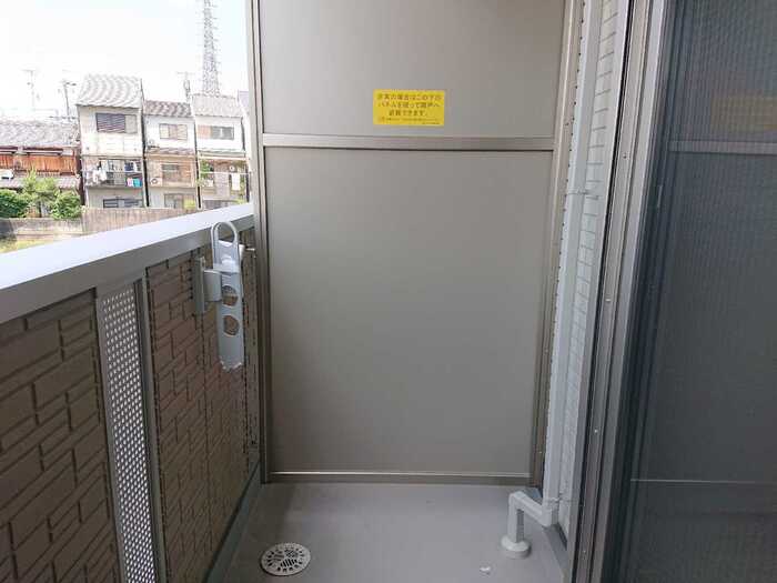 16/20 バルコニー