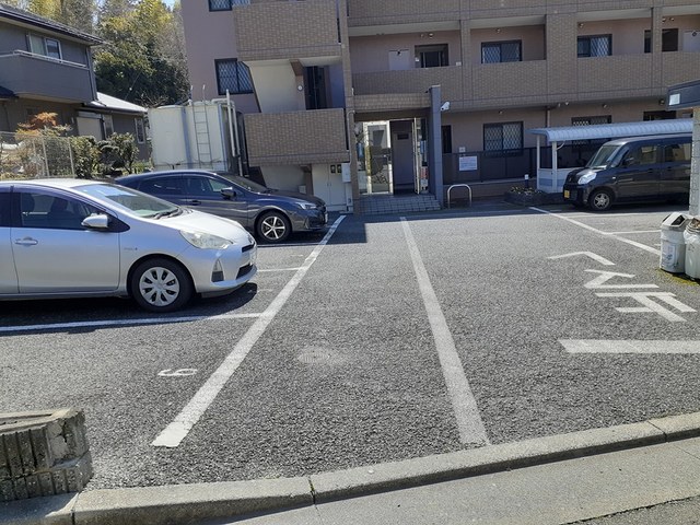 2/8 駐車場