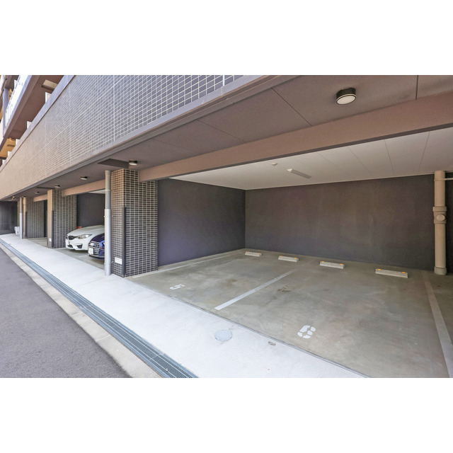 3/7 駐車場