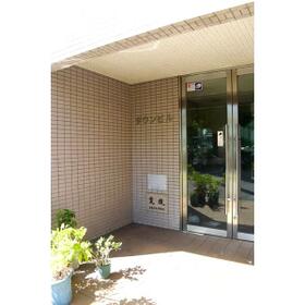 2/4 エントランス