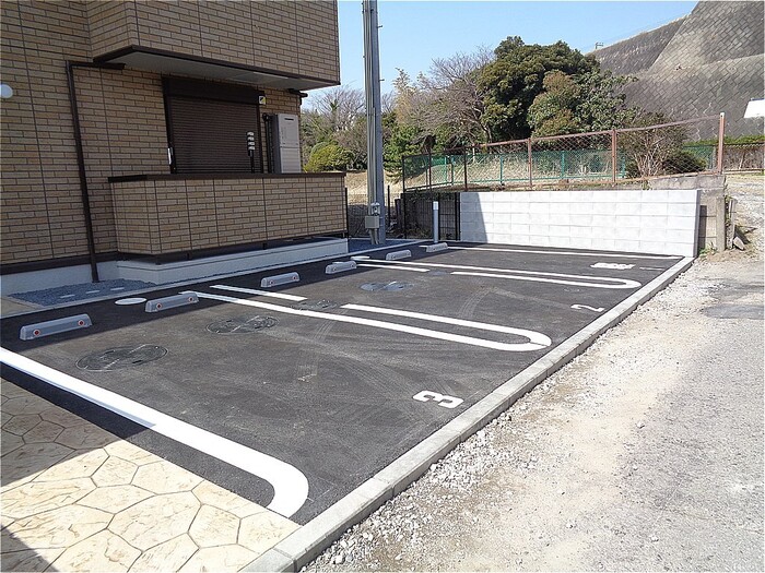 18/19 駐車場