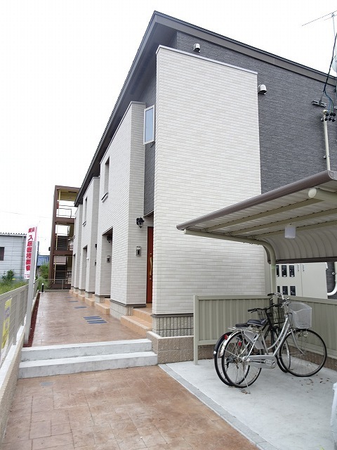 14/20 エントランス