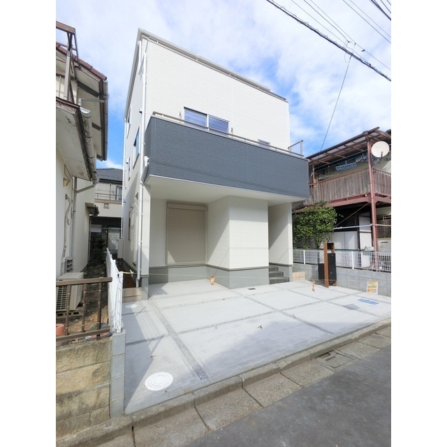 16/22 駐車場