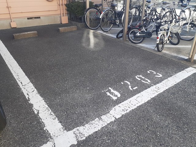 14/20 駐車場