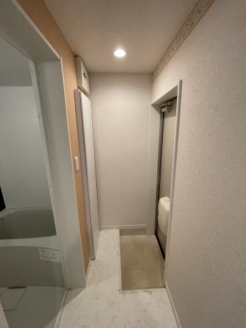 8/23 玄関