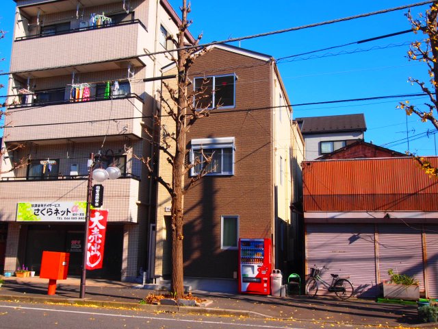 14/22 エントランス