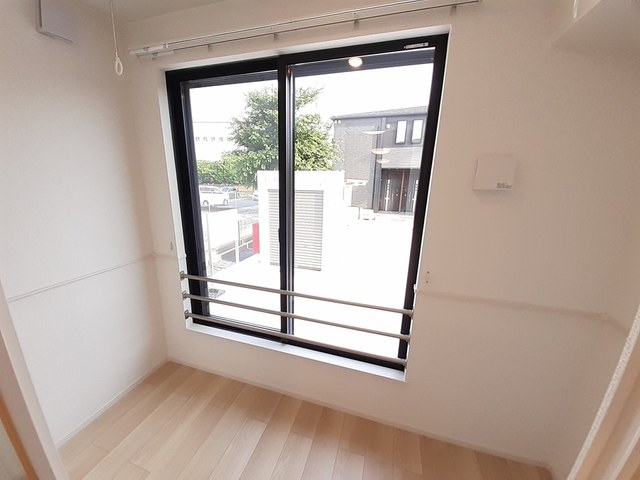 16/28 バルコニー