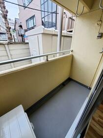 13/22 バルコニー