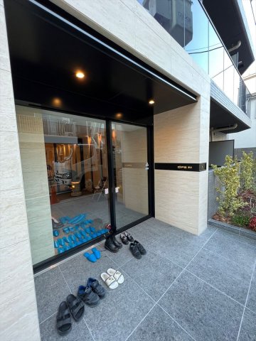 29/30 エントランス