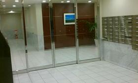 15/16 エントランス