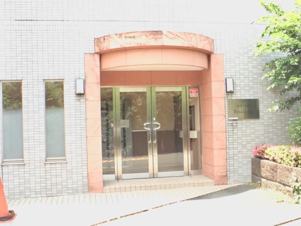 2/3 エントランス