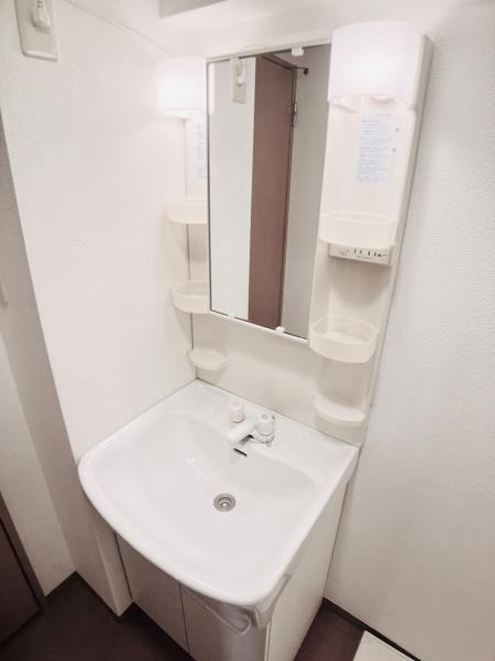15/30 洗面