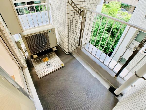 22/30 バルコニー