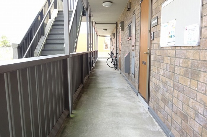 17/18 エントランス