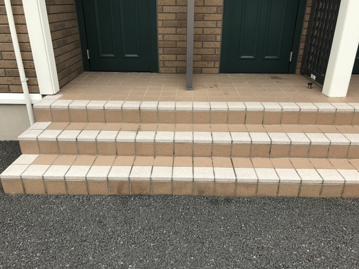 19/28 エントランス