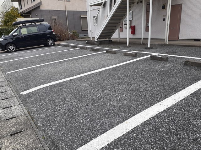 14/21 駐車場