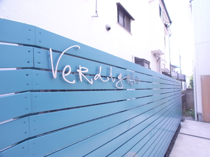 19/26 エントランス