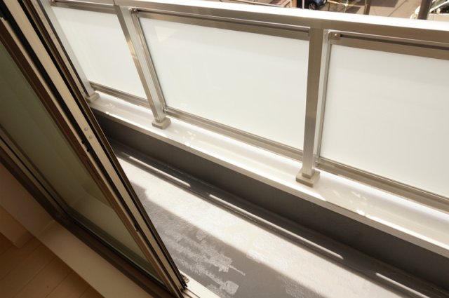 13/23 バルコニー