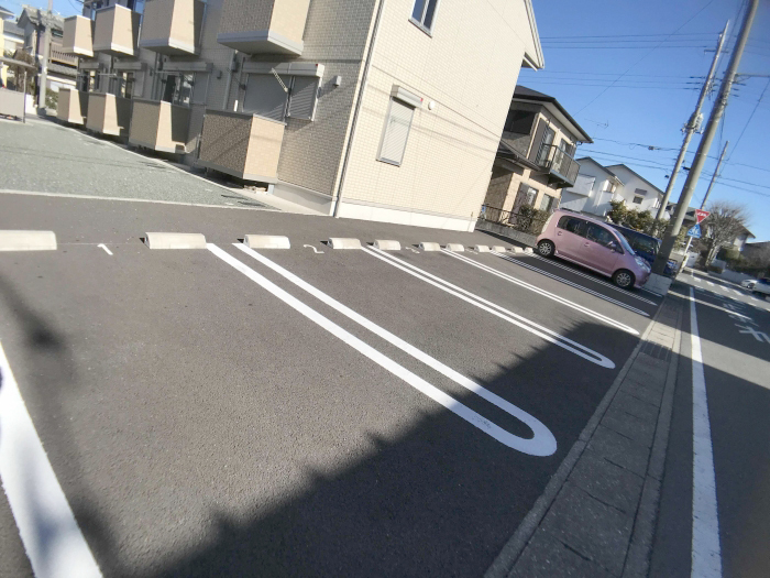17/23 駐車場
