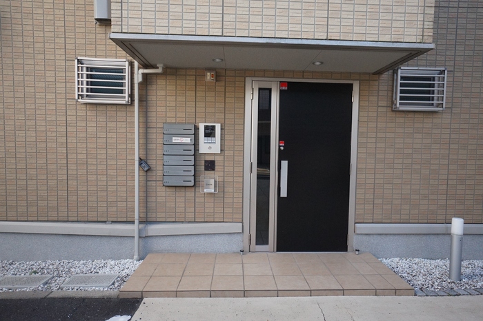 18/20 エントランス