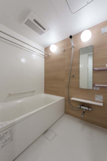 23/29 浴室