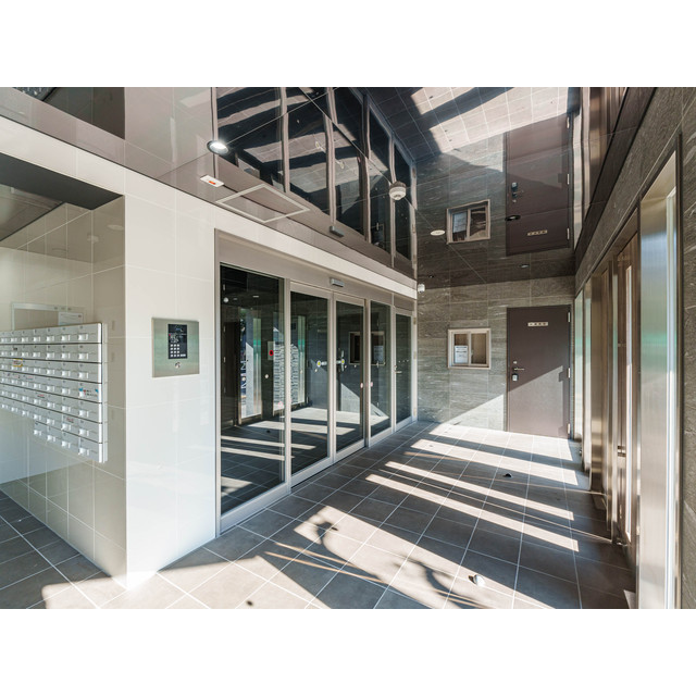 19/28 エントランス