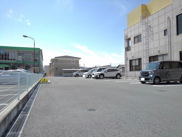 2/8 駐車場