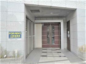 14/22 エントランス