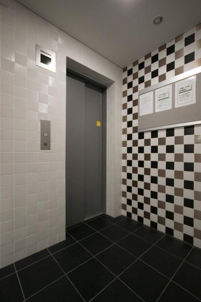 24/29 エントランス