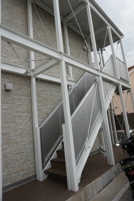 19/26 エントランス