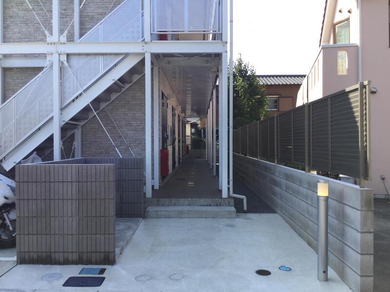 20/26 エントランス