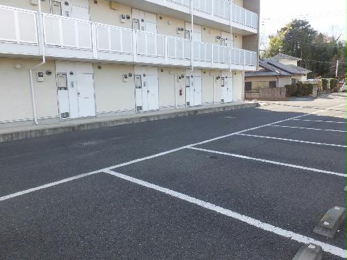 14/22 駐車場
