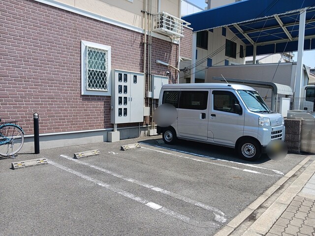 14/20 駐車場