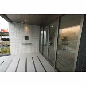 15/16 エントランス