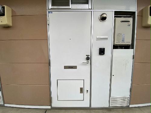 2/5 駐車場