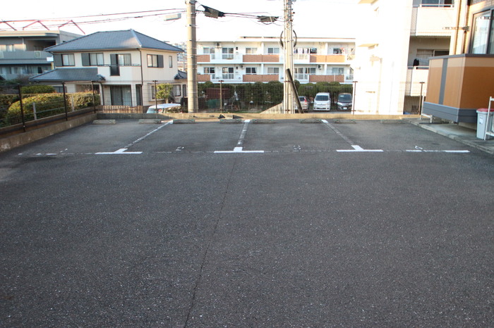 2/10 駐車場
