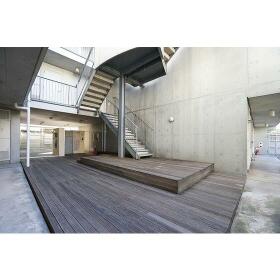 16/18 エントランス