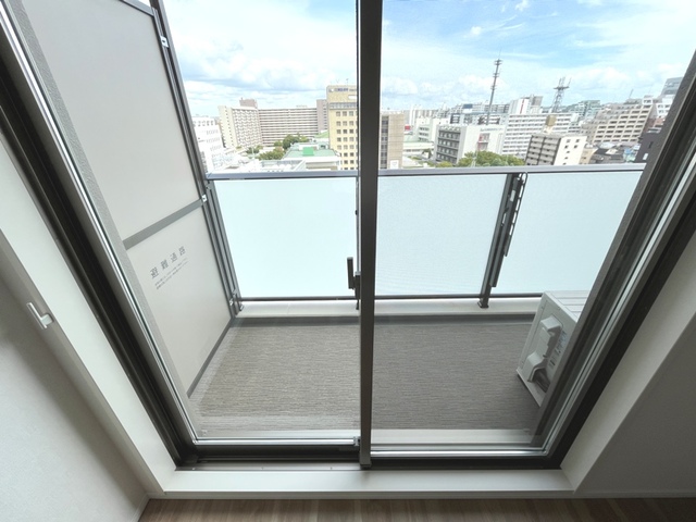 13/22 バルコニー