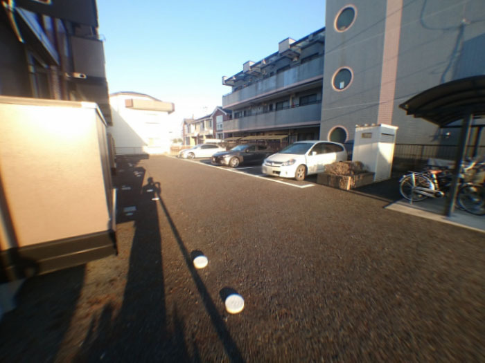 14/14 駐車場