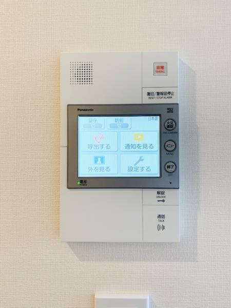 26/30 エントランス