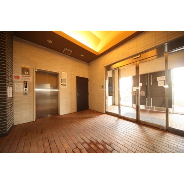 3/7 エントランス