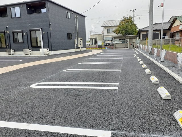 14/20 駐車場