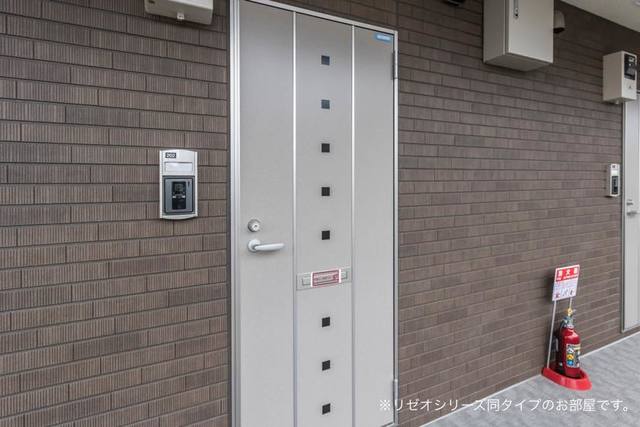 14/20 エントランス