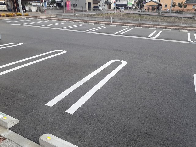 14/20 駐車場