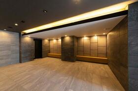 3/8 エントランス