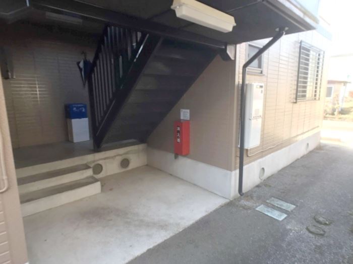 19/21 エントランス